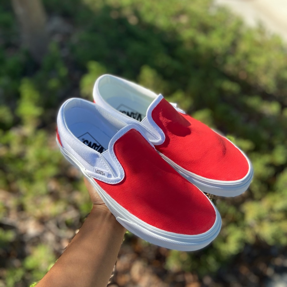 Classic Slip on Custom Red True White Vans